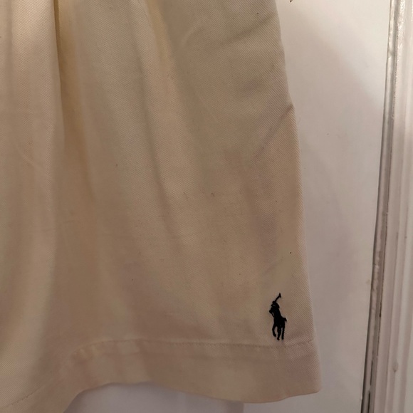 Ralph Lauren Cream Bermuda Shorts Lightweight Cotton - Picture 2 of 3
